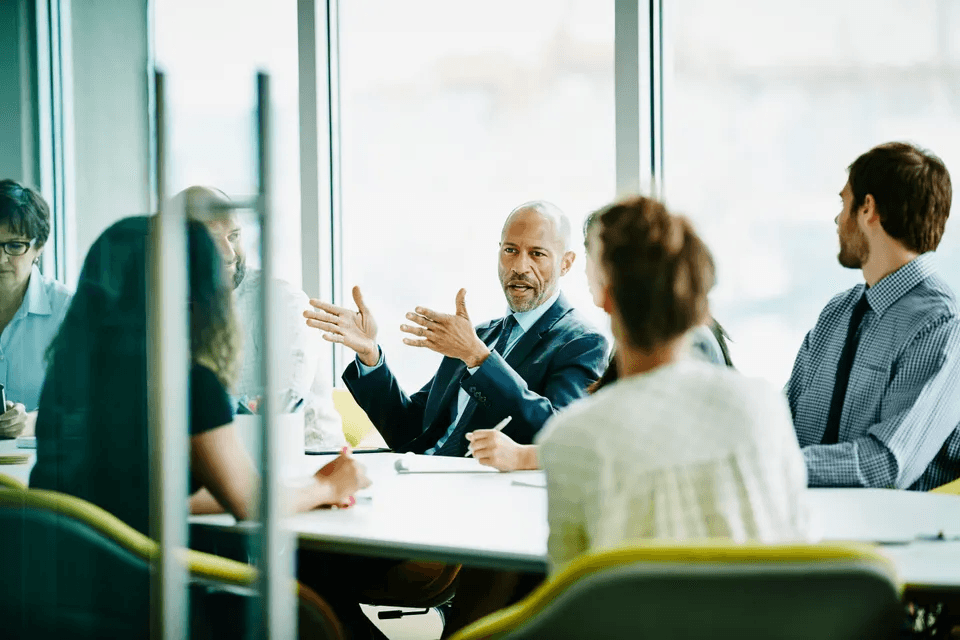 16 Ways Leaders Can Inspire Confidence When Solutions Aren’t Clear